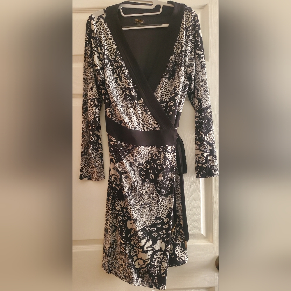Thalia Sodi pre-owned Black & White Wrap Around dress